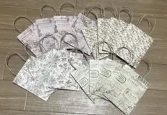 Item thumbnail for item 02947371-9087-471a-9056-ceafd54c2c93