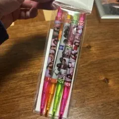 TWICE カラーペン　ボールペン　トゥワイス