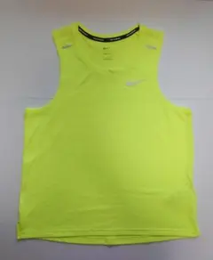 ナイキ　ランシャツ メンズ　Ｓサイズ