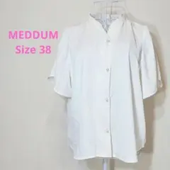 MEDDUM メデューム ブラウス シャツ オフィスカジュアル ボタン ワーク