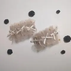 ベージュ チュール ヘアクリップ 2個セット