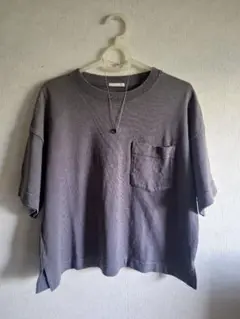 GUグレー 半袖Tシャツ