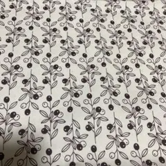 オリーブ柄生地