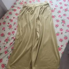 夏、秋　カーキ ガウチョパンツ サイズ31