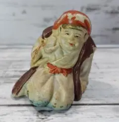 最終★骨董品 烏帽子に右手を上げた人形の置物