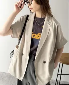 大人の抜け感を楽しむ。麻調シアードルマンショートスリーブジャケット