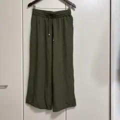 イージーパンツ　レーヨン100% カーキ、緑　Lサイズ〜Mサイズ？
