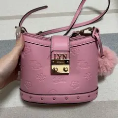 LYN ショルダーバッグ