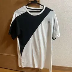 Reebok トレーニングシャツ！！