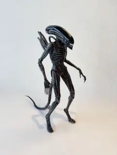 NECA ゼノモーフ 79 プロトタイプスーツ (新品未開封) 195 NECA XENOMORPH '79 PROTOTYPE SUIT | A V P V T V R