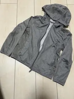 ユニクロ　パーカー　春夏用
