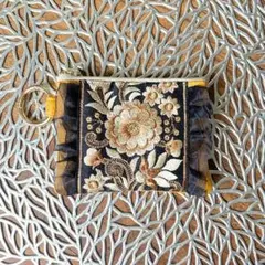 インド刺繍リボン×レザー×フリル　ミニポーチ　小銭入れ　ミニ財布キーリング　黄黒