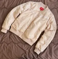 Item thumbnail for item c81ce6ea-67d8-44c5-9513-8d7168668f45