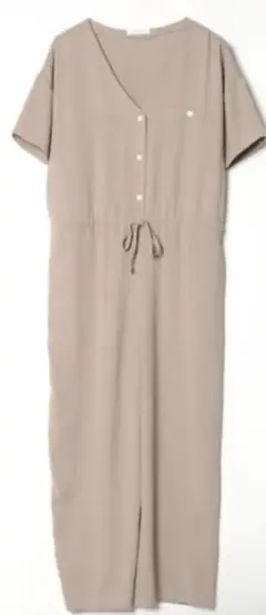 ベージュ 半袖ロングオールインワン