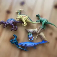 恐竜フィギュア6体