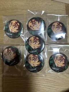 炭治郎　７個　缶バッジ