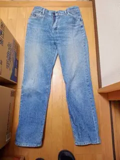 Item thumbnail for item 5af4a6f6-8f3d-4b44-84f8-e04c28e11dbd