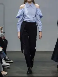 akikoaoki デザインシャツ サックスブルー