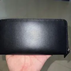 ブラック 合成皮革 長財布 ファスナー式