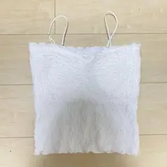 試着のみ美品　vis ビス　カップ付き　ホワイト しわ加工キャミソール