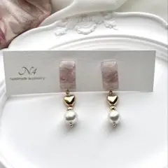 Item thumbnail for item 2a144946-d755-49a5-b080-79be46f67ce6