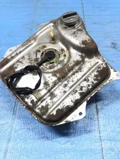AF34/AF35 ライブディオZX SR 中後期 燃料タンク*送料込み*補修