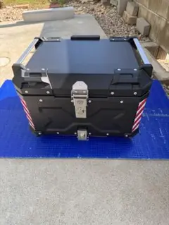 Item thumbnail for item 241f9f6d-46a5-4db7-b88a-f271f8b35c79