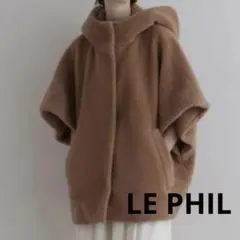 【LE PHIL】ボアケープアウター2023 完売品 LE PHIL】ボアケープアウター2023 完売品