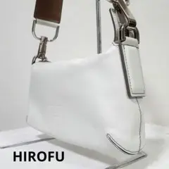 美品⭐️ヒロフ ワンショルダーバッグ 肩掛け ロゴ型押し レザー 白