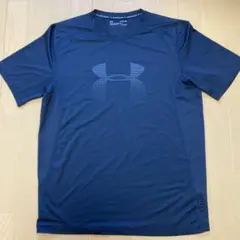 UNDER ARMOUR ブラックTシャツ　XL