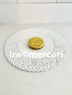 ビスケット　焼き菓子のフェーブ　フェーヴ　ミニチュア　陶器　フランス製