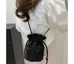 【期間限定価格】ミニ ショルダー 巾着 バッグ ブラック