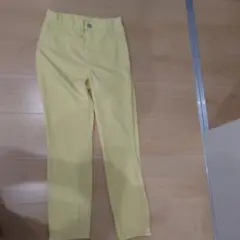 UNIQLO レディースパンツ M イエロー