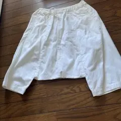 コムデギャルソン 白ハーフパンツ　未使用に近い状態