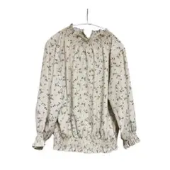 【最終値下げ】花柄ベージュブラウス　七部丈