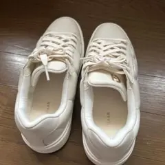 Cole Haan emmiコラボスニーカー
