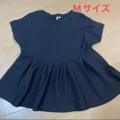 半袖Tシャツ Mサイズ ブラック フリルデザイン レディース　ブラックコーデ