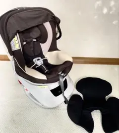 エールべべ　チャイルドシート 新生児クッション付き