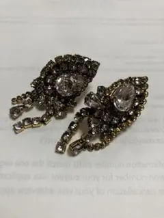 Erickson Beamon ピアス