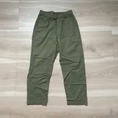 ユニクロ　カーキ　パンツ　Sサイズ　クロップド丈