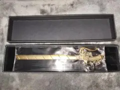 進撃の巨人　立体機動装置　スナップブレード　剣　キーホルダー