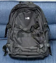 【美品】NEW ERA バックパック キャリアパック 35L ブラック