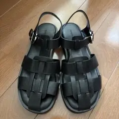 黒　サンダル