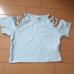 新品未使用　シーン　ガールズTシャツ8Y 　130