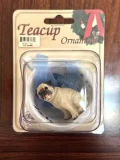 パグ　ティーカップ　オーナメント