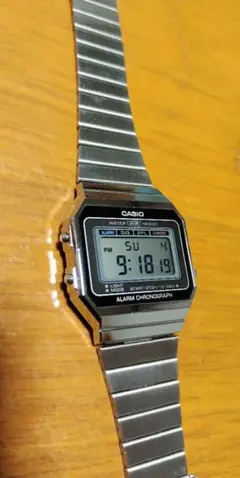 カシオ CASIO A700W-1A