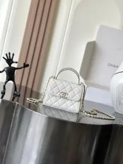 CHANEL ショルダーバッグ ホワイト