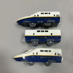 Item thumbnail for item 039f2733-f979-42a3-8074-8765f8708224