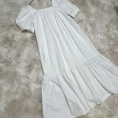 ◇ロングワンピース パフスリーブ 白 フレア きれいめ ゆったり