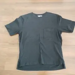 UNIQLO　ブラック Tシャツ 　Мサイズ